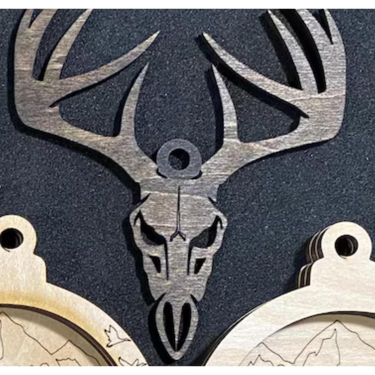 HUNTING Ornaments Bears Bow Duck Dog Skull Sasquatch Fox Hunter Christmas Gift